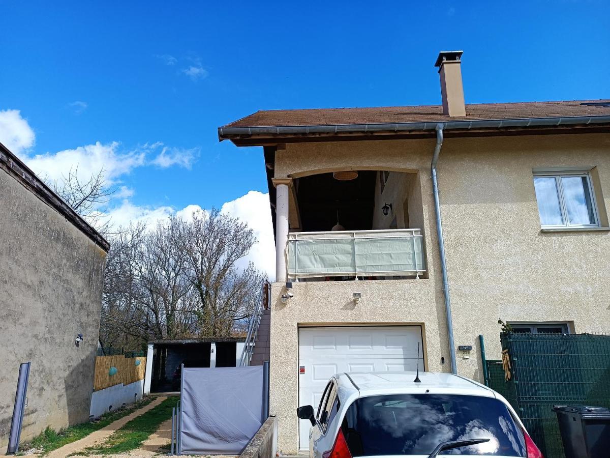 Appartement Dans Notre Maison Domessin Exterior photo